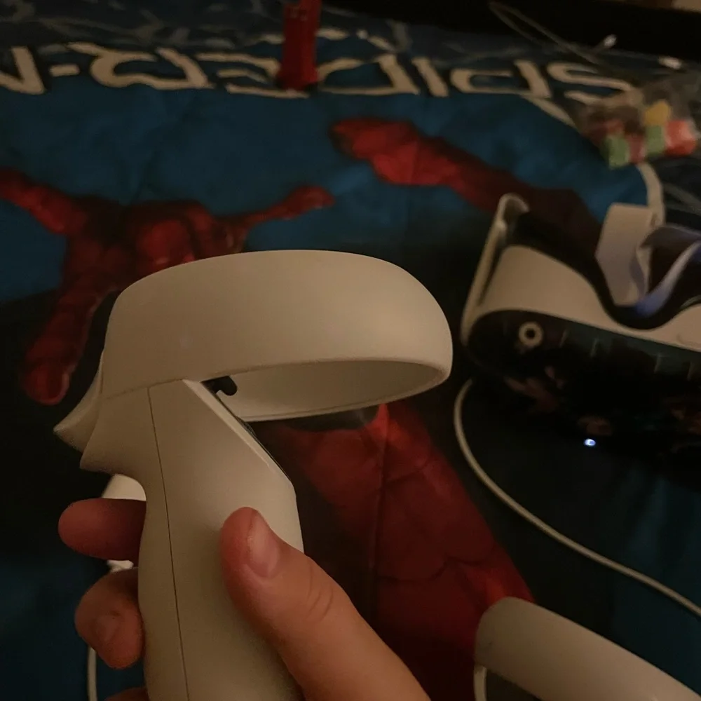 Brand new/ oculus with controllers/demon slayer stickers on oculus